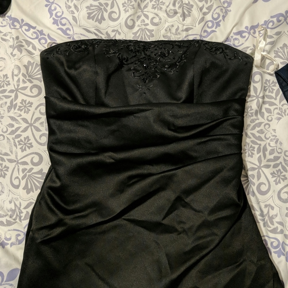 Black prom dress